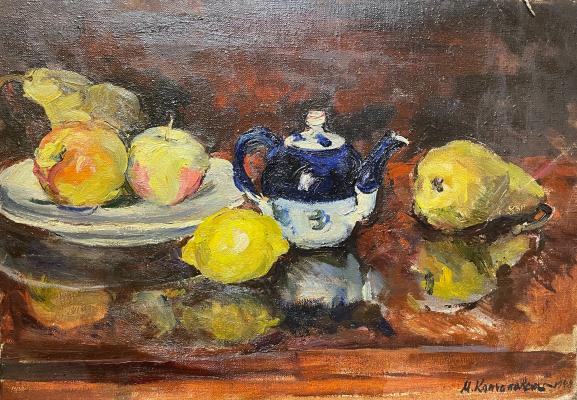 Кончаловский Михаил Петрович. Натюрморт с чайником и фруктами